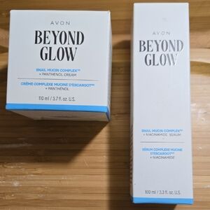 Avon Beyond Glow Snail Mucin Cream and Serum Set